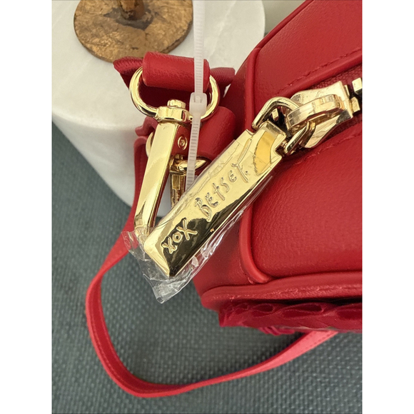 Betsey Johnson VALENTINE'S DAY "XOHEART" Kitsch Crossbody Bag/Purse NWT - Picture 7 of 10